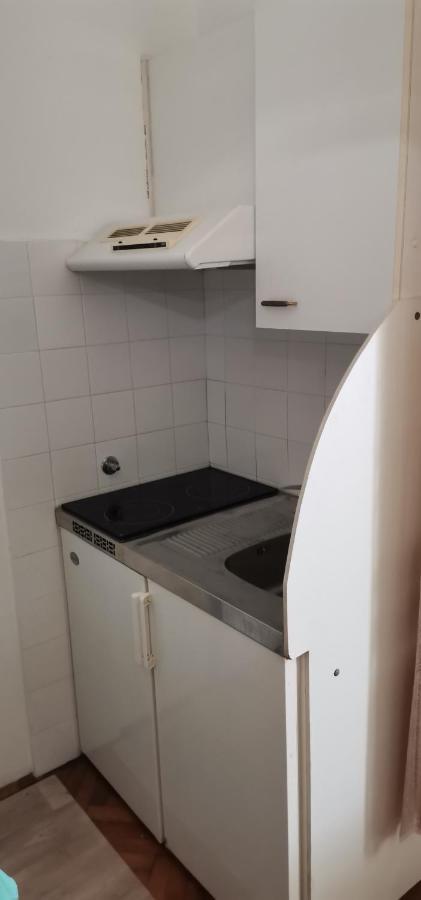 Marina Apartment End Rooms ヴェラ・ルカ エクステリア 写真